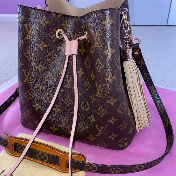 LV neo noe 💕 - Picture 2 of 16